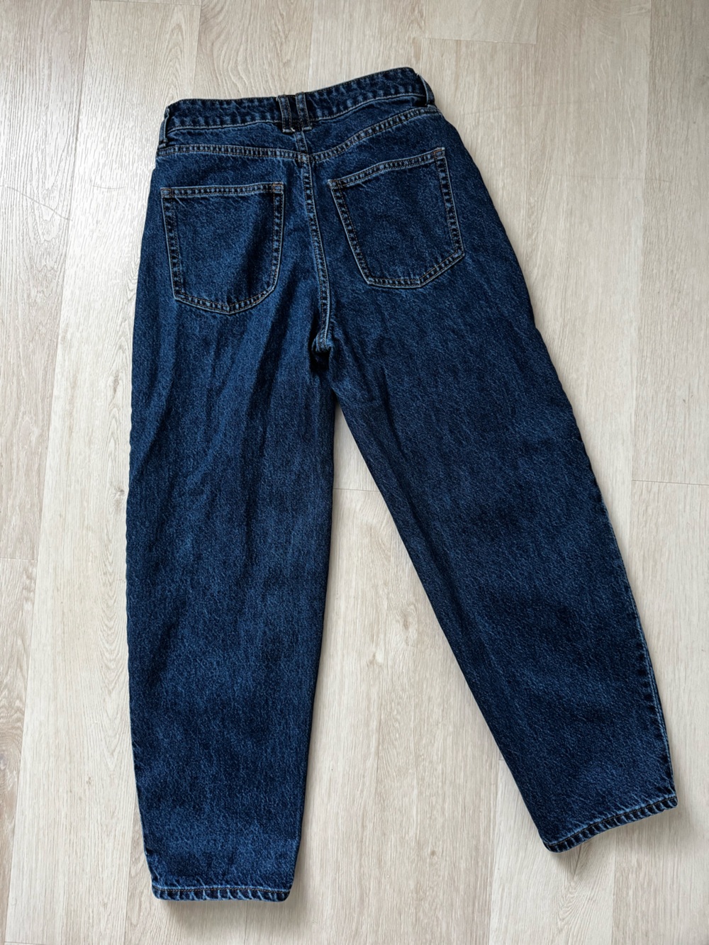 H&M Balloon Dark Wash High-Rise Jeans - Picture 4 of 7